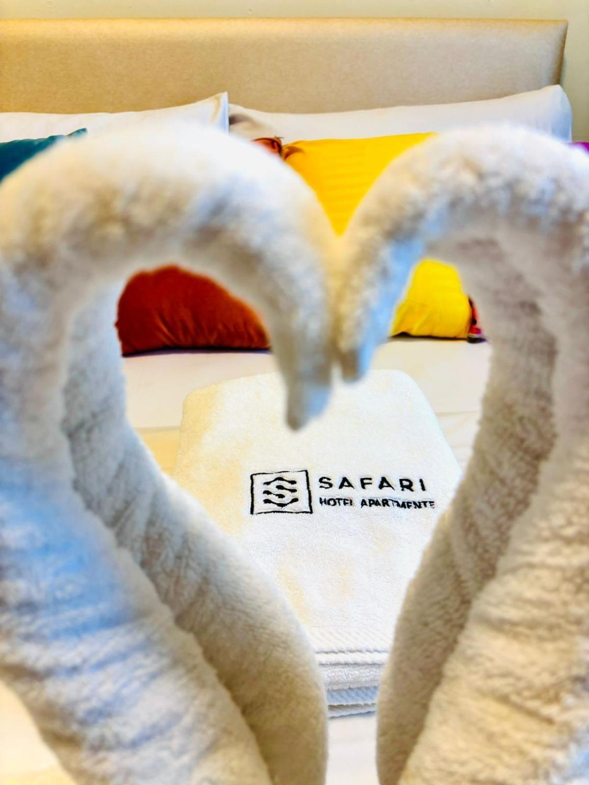Safari Hotel Apartments Ajman Luaran gambar